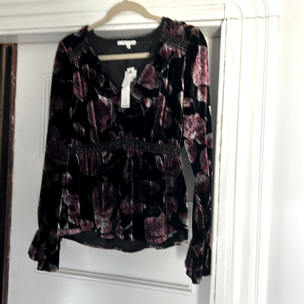 Dramatic velvet multicolored M long sleeved blouse